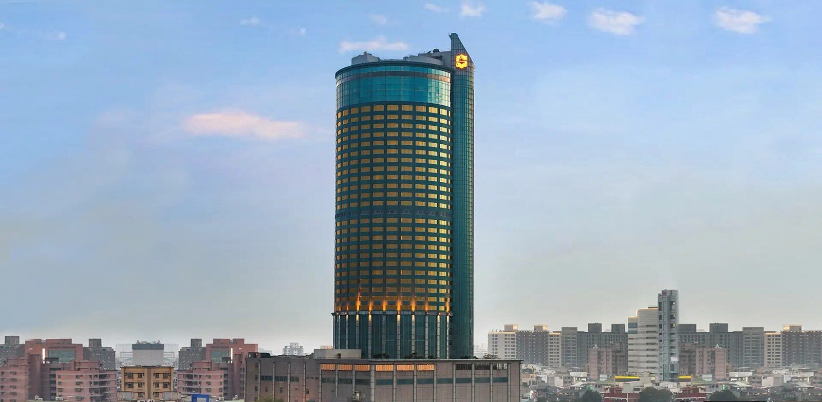 The cylindrical tower of Shangri-La Far Eastern, Tainan and the surrounding city